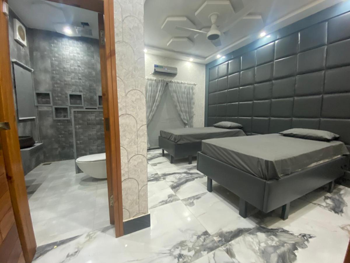 Burj Al Bahria Town Luxury Suites Lahore Bagian luar foto