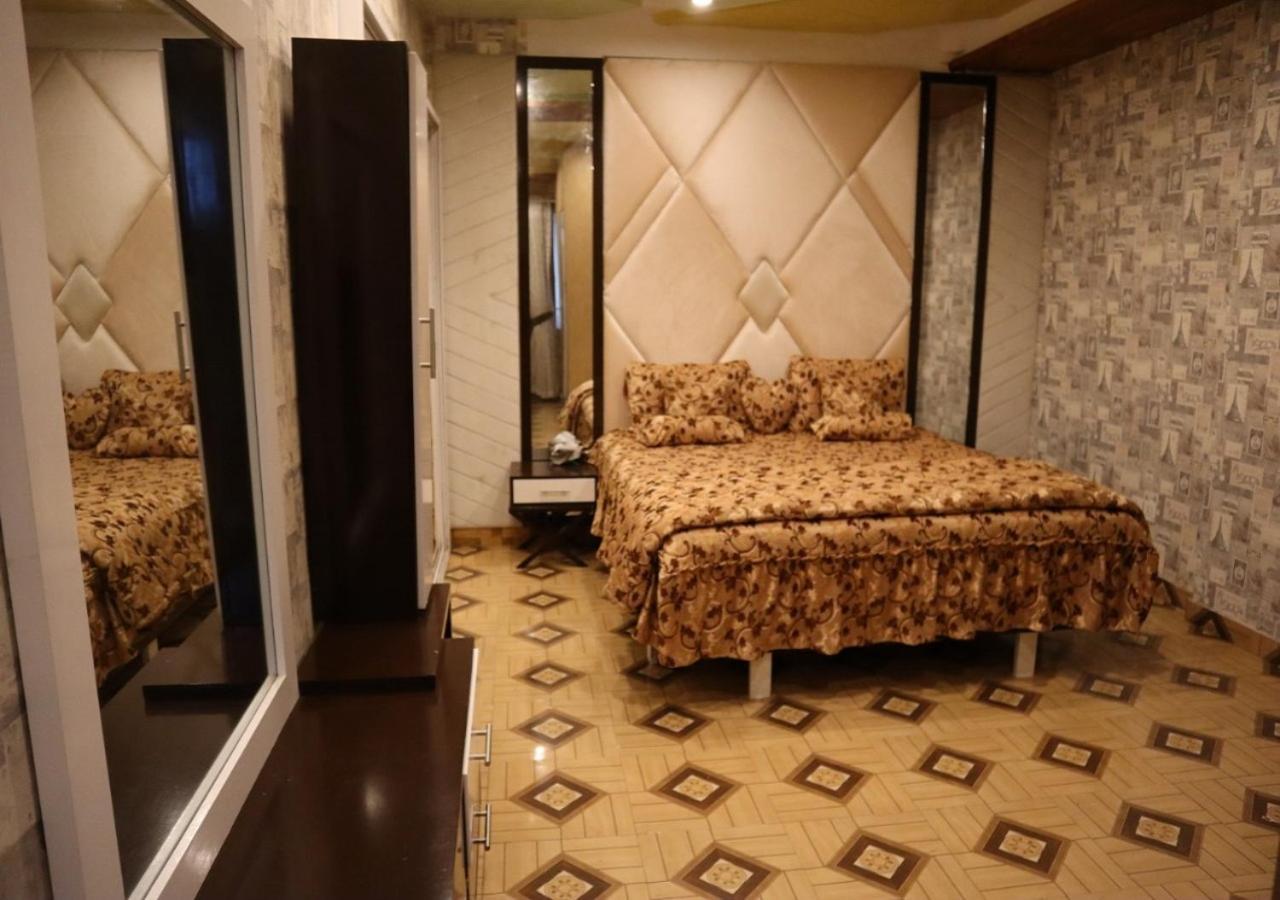 Burj Al Bahria Town Luxury Suites Lahore Bagian luar foto