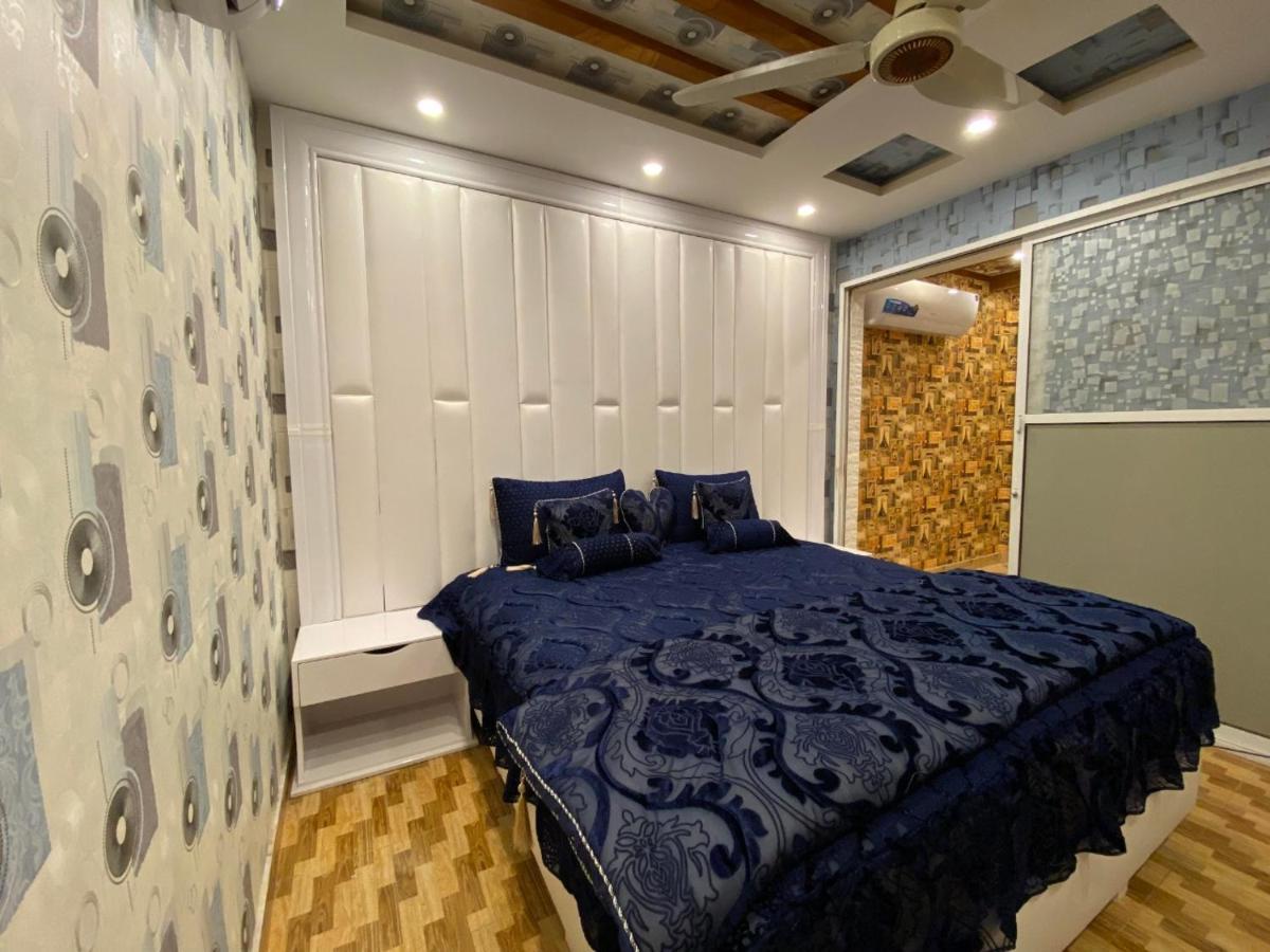 Burj Al Bahria Town Luxury Suites Lahore Bagian luar foto
